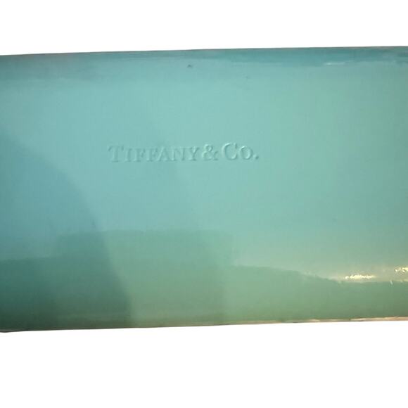 Tiffany & Co. Turquoise Blue Hard Clam Shell Flip Eyeglass Case and Cloth - Picture 11 of 13
